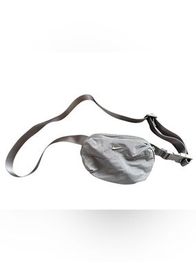 Nike Aura Dark Gray Women's Small Adjustable Crossbody/Belt Bag